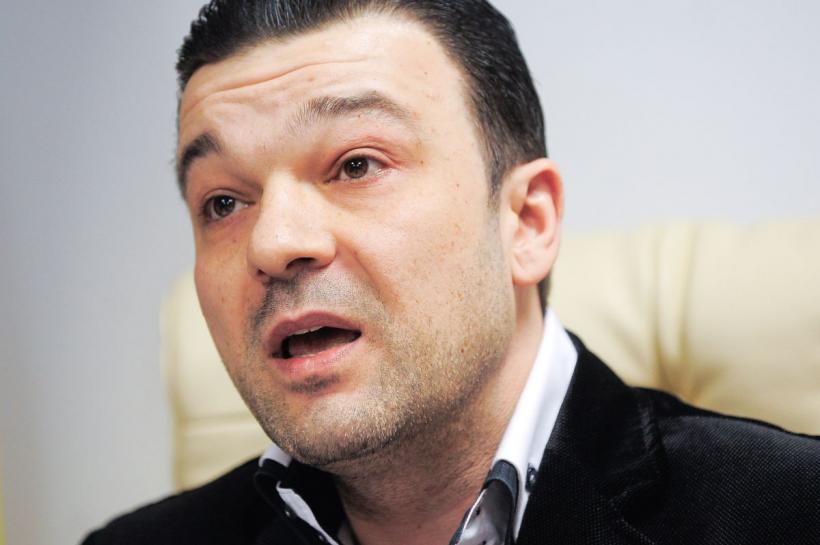 Ministrul Novak lovește Sportul cu „Mașina de tocat bani publici” Radu Popa