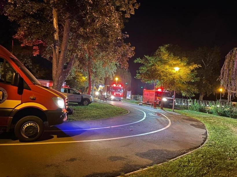 Tragedie în Bacău. Un copil a murit și altul a ajuns la spital după ce au căzut în apă într-o zonă de agrement 18795961