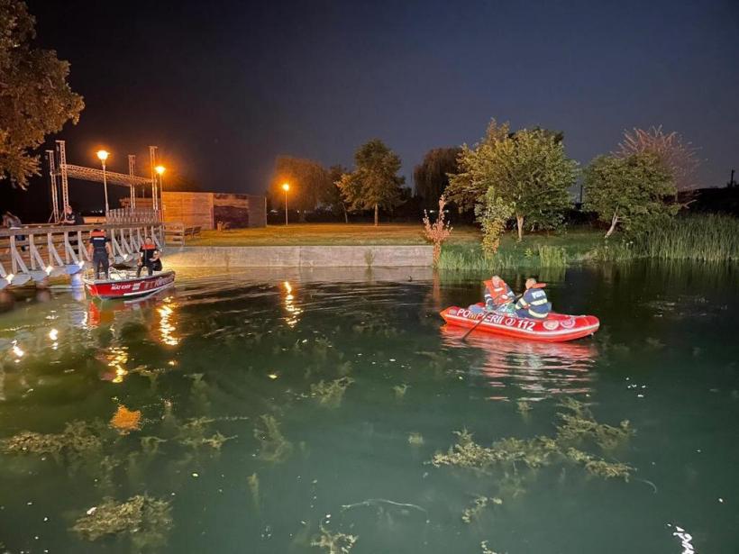 Tragedie în Bacău. Un copil a murit și altul a ajuns la spital după ce au căzut în apă într-o zonă de agrement 18795962