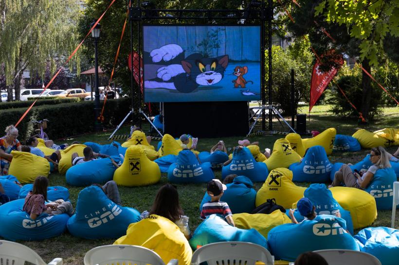 Peste 15.000 de oameni au participat la ediția aniversară Brașov Jazz & Blues Festival 18796356