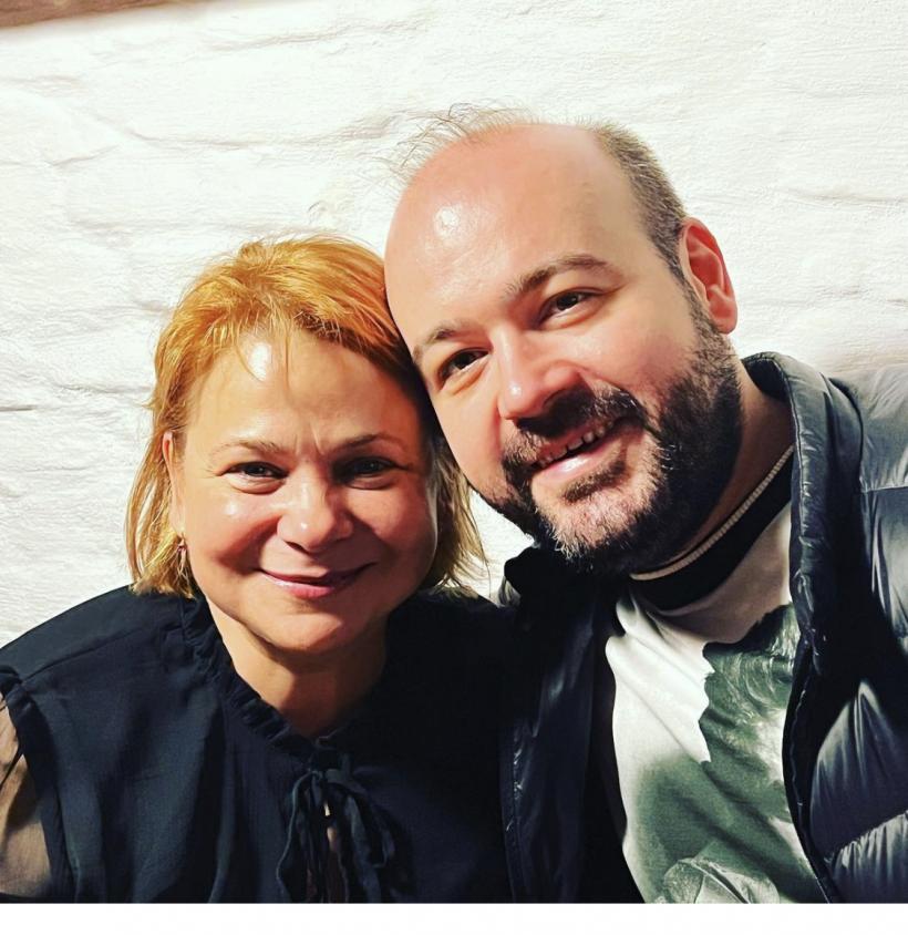 Nunți, botezuri, înmormântări  18796549