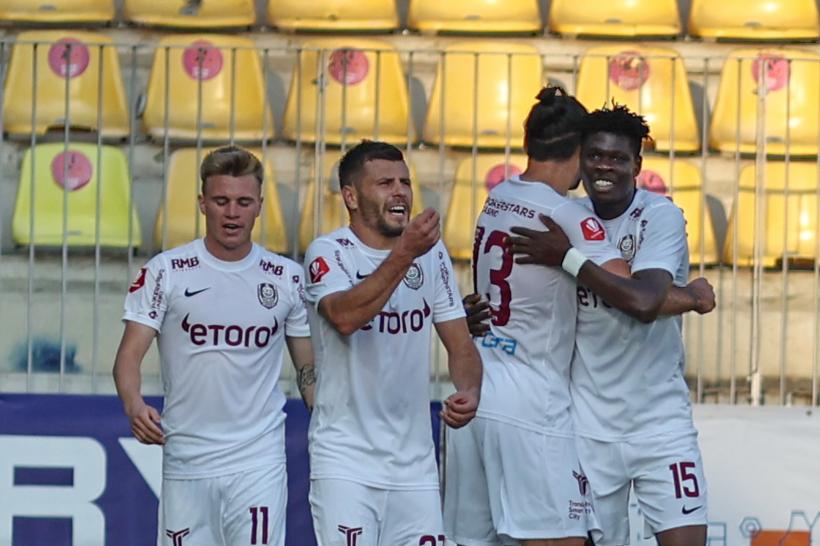 CFR Cluj și FCSB, singurele reprezentante ale noastre   în cupele europene, deja gâfâie și fac pași greșiți în campionat  „Granzii” nu se regăsesc