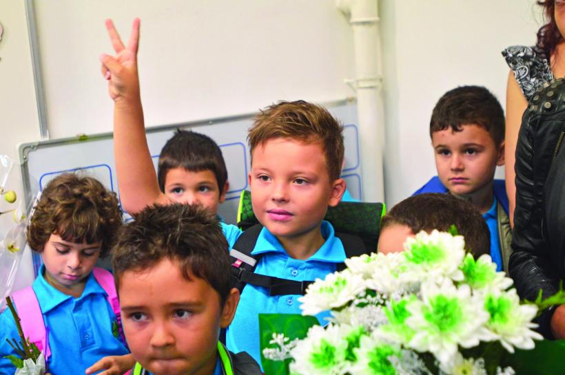 Sorin Cîmpeanu face precizări despre reintroducerea uniformelor școlare