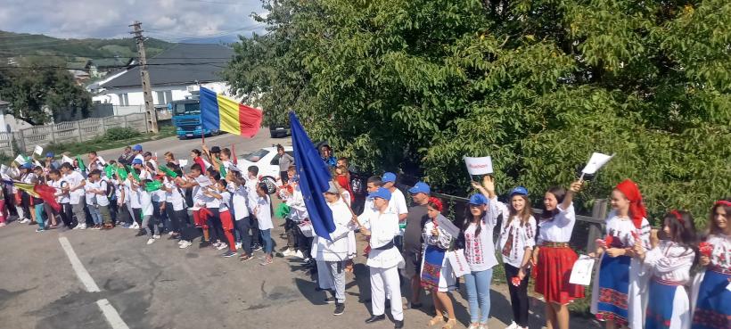 Mica Buclă a înghițit 600.000 de euro 18798888