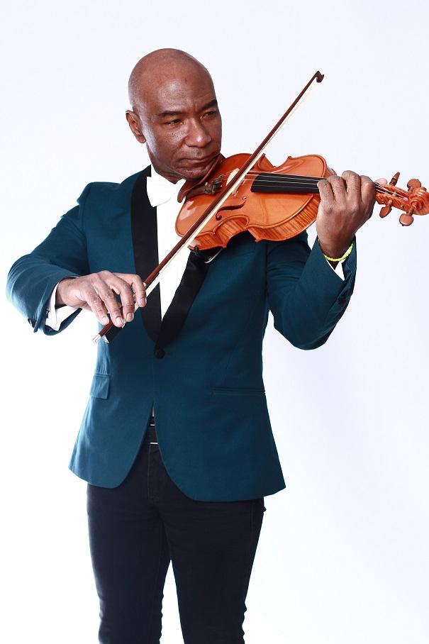 Seară de poezie și muzică la ICR Stockholm, în preambulul Târgului de Carte de la Göteborg 18799420