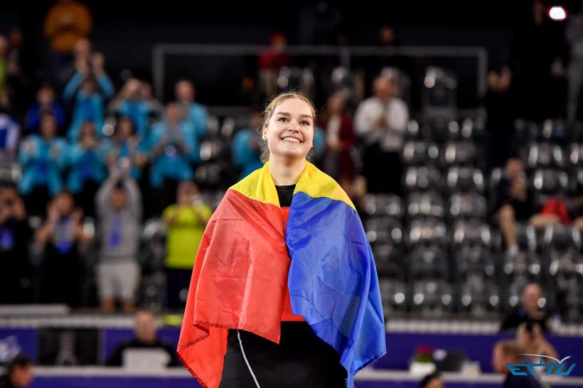 Constănțeanca Elena Zaharia este CAMPIOANA Europei la simplu feminin U21 la tenis de masă!  18799694