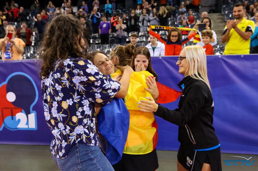 Constănțeanca Elena Zaharia este CAMPIOANA Europei la simplu feminin U21 la tenis de masă!  18799695
