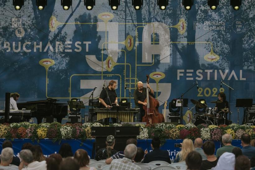 Bucharest Jazz Festival a aniversat oraşul cu trei zile de CONCERTE LIVE, la Combinatul Fondului Plastic 18799930
