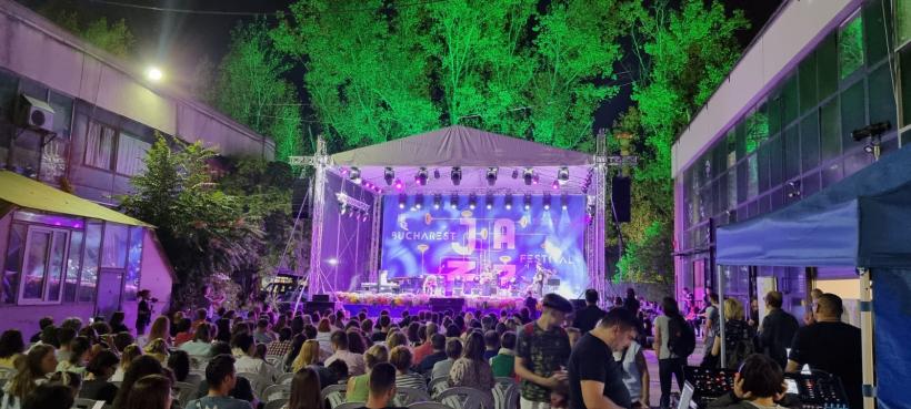 Bucharest Jazz Festival a aniversat oraşul cu trei zile de CONCERTE LIVE, la Combinatul Fondului Plastic 18799933