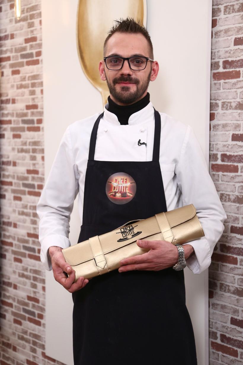 Cătălin Scărlătescu, luat la roast de iubita lui: „Cei din jur au spus că suntem o combinație cel puțin bizară” 18800243