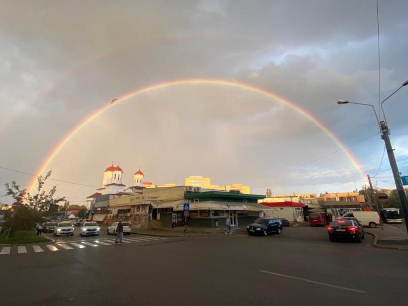 Imagini spectaculoase cu un curcubeu la Constanța 18800354