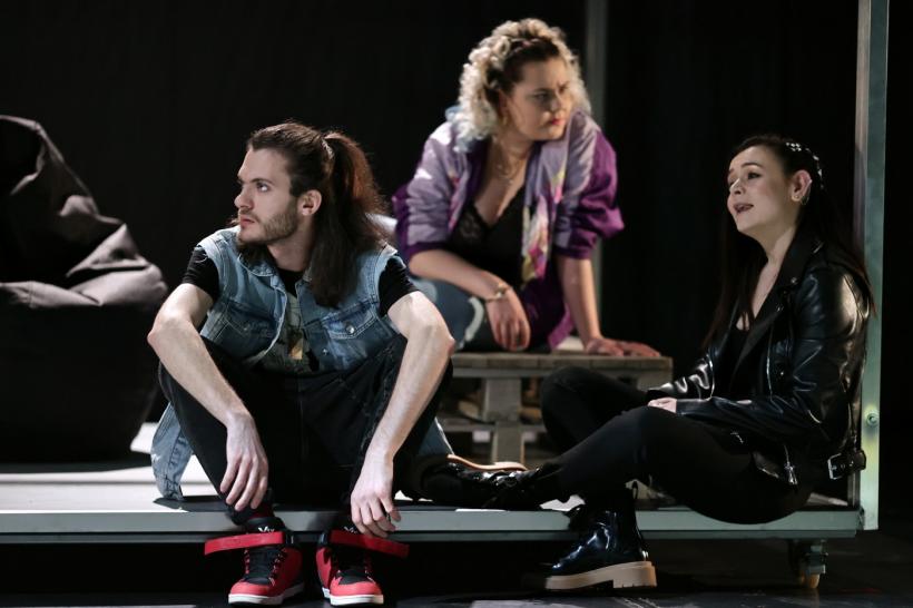 Spectacolul COPIII NOPȚII selectat la Festivalul Național de Teatru (FNT) 18800581