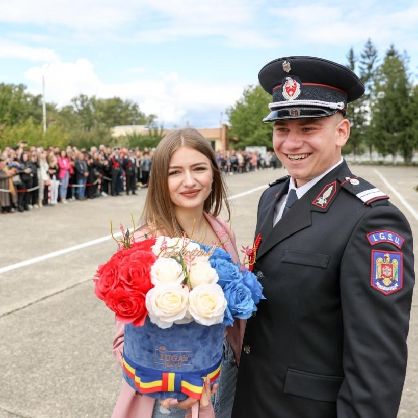 GALERIE FOTO Situație inedită la școala de pompieri. Pasul important făcut de mai mulți absolvenți 18800752