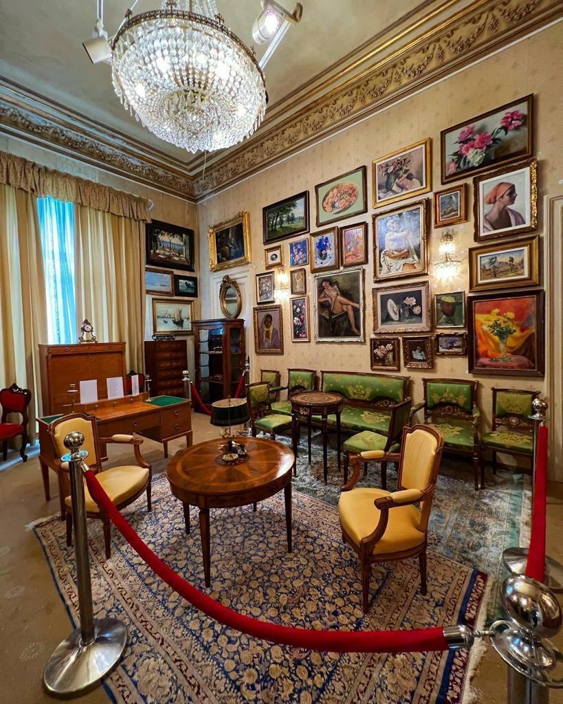 6 colecții, într-o licitație dedicată designului interior 18801144