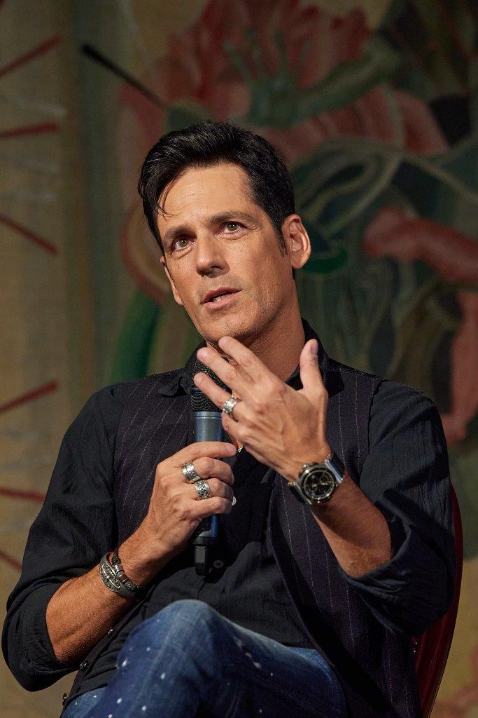 Ştefan Bănică, Emilia Popescu, Pavel Bartoş, Demeter Andras la lansarea Aplauze pentru poet 2022 18801205