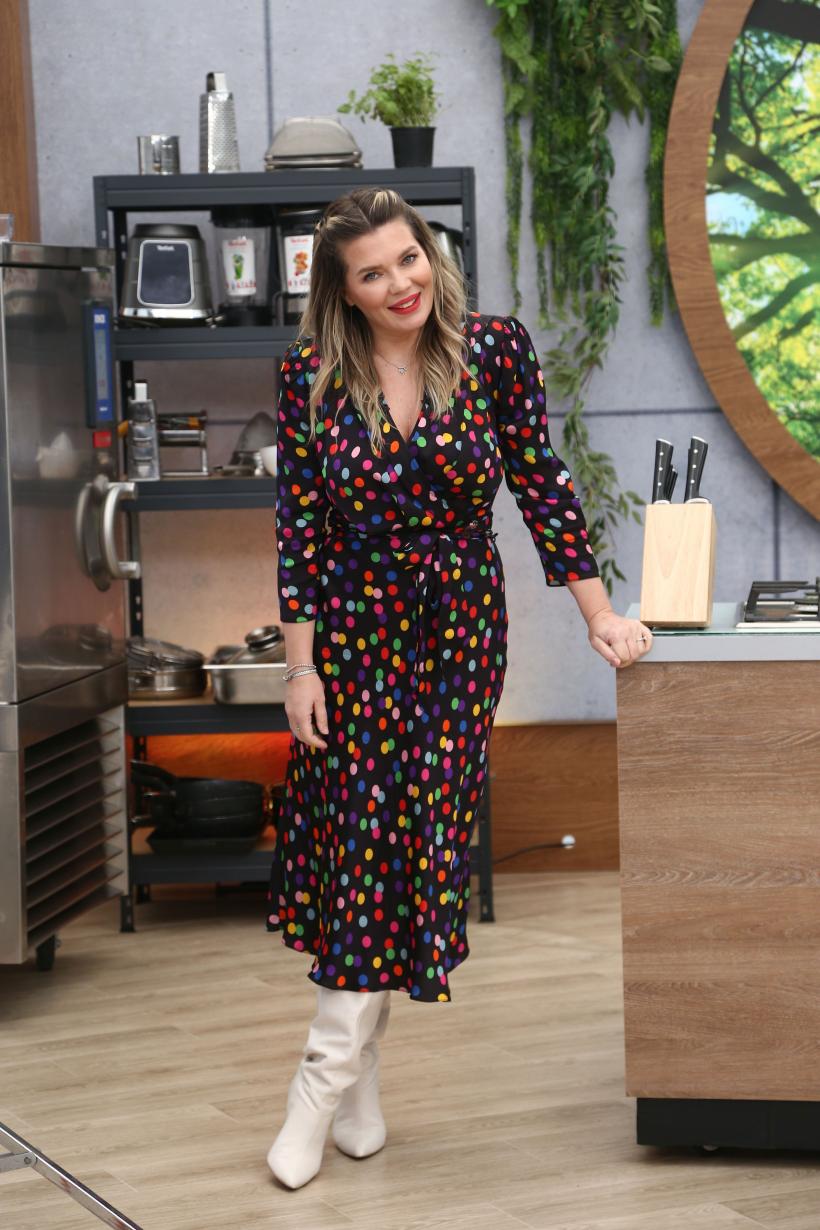 Aseară, la Chefi la cuțite: Martin Jordan, apariție de senzație  în rolul celebrului Chef Gordon Ramsay 18801272