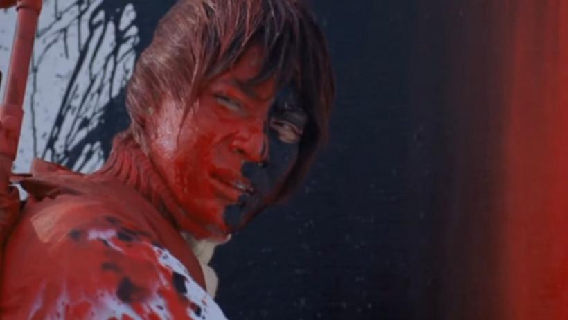 Peste 300 de fragmente din filme cu și despre artiști surprinse în LIVE, instalația de artă video a artistului Alex Manea 18801568