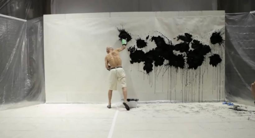 Peste 300 de fragmente din filme cu și despre artiști surprinse în LIVE, instalația de artă video a artistului Alex Manea 18801569