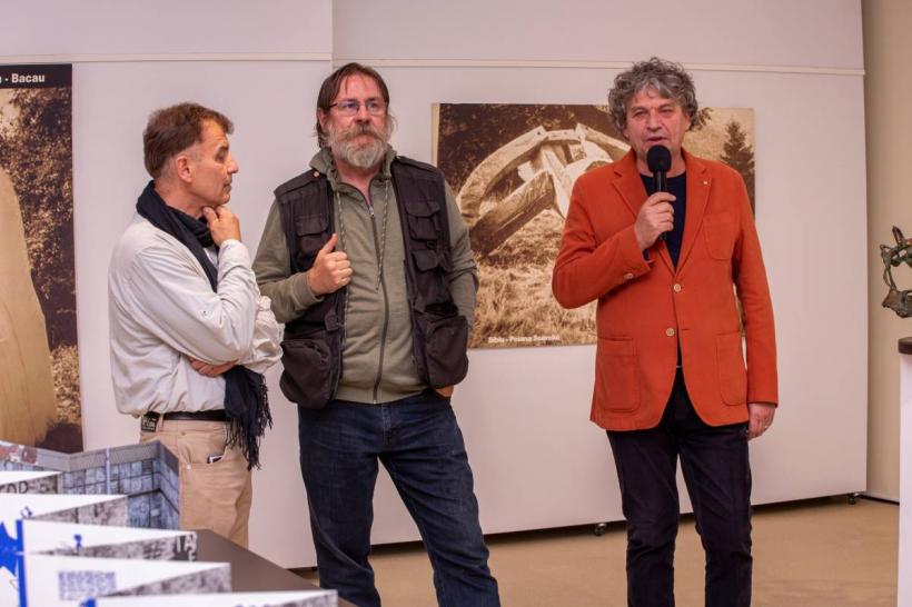 Expoziția “307” – Lucrările a trei artiști renumiți pot fi admirate la Galeria Națională de Artă „Forma” din Deva 18801752