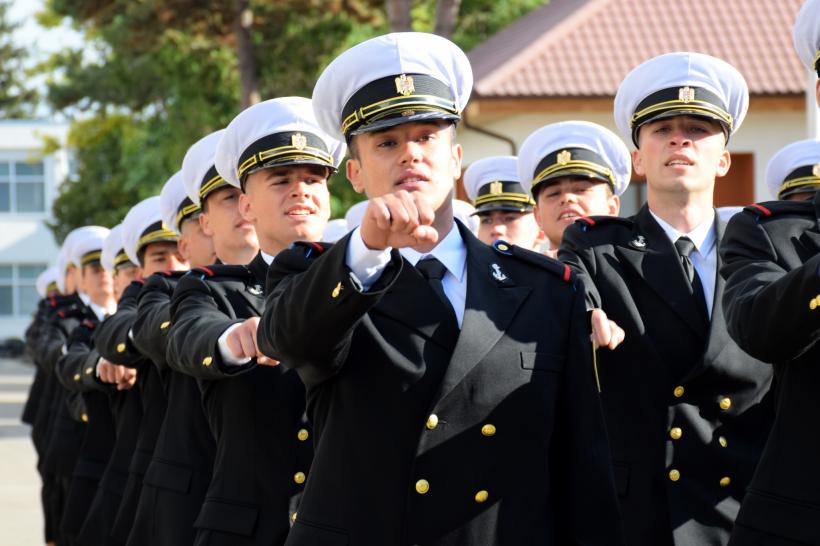 Academia Navală “Mircea cel Bătrân”. Viitorii marinari au participat la deschiderea noului an universitar 18801808