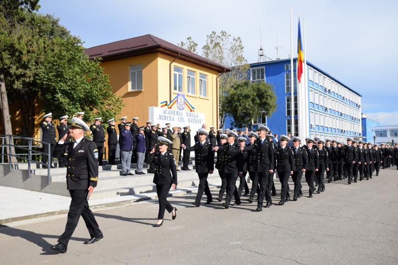 Academia Navală “Mircea cel Bătrân”. Viitorii marinari au participat la deschiderea noului an universitar 18801809