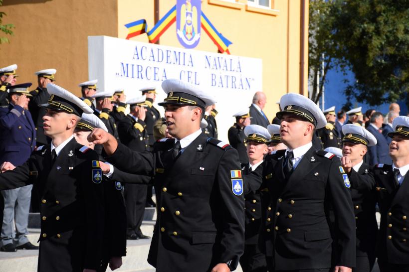 Academia Navală “Mircea cel Bătrân”. Viitorii marinari au participat la deschiderea noului an universitar 18801810