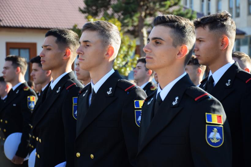 Academia Navală “Mircea cel Bătrân”. Viitorii marinari au participat la deschiderea noului an universitar 18801823