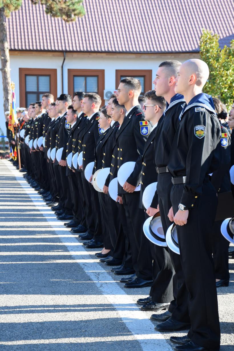 Academia Navală “Mircea cel Bătrân”. Viitorii marinari au participat la deschiderea noului an universitar 18801825