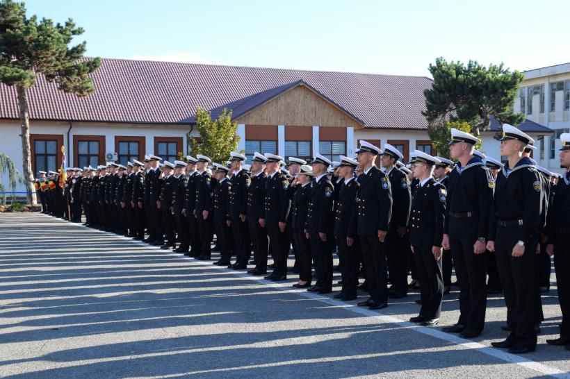 Academia Navală “Mircea cel Bătrân”. Viitorii marinari au participat la deschiderea noului an universitar 18801826