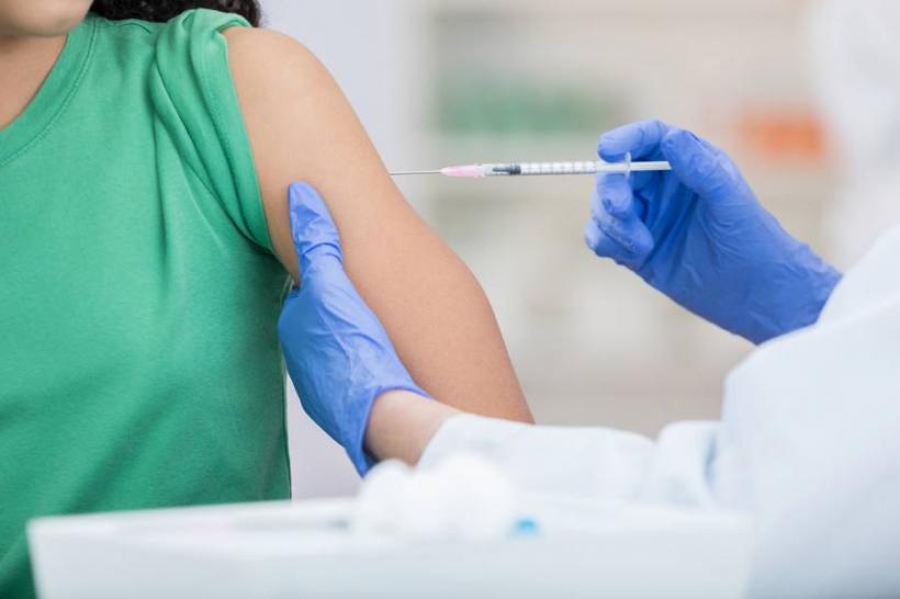 Românii s-ar putea vaccina antigripal în farmacii chiar din acest an