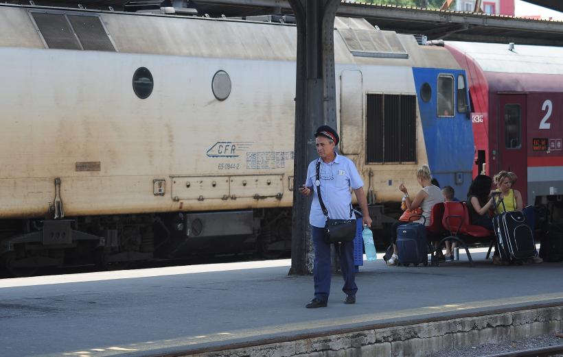 Inginerii de căi ferate fug la Glovo, unde câștigă mai mult și nu au atâta răspundere. Se pregătește desființarea CFR Călători?