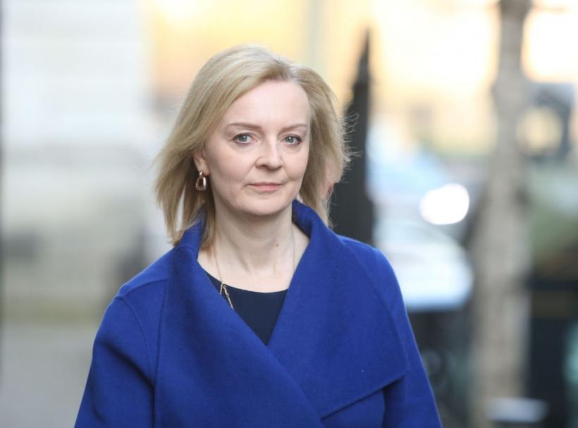 Liz Truss încearcă să recapete încrederea partidului conservator, după criticile privind planul economic