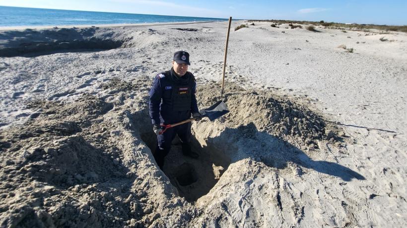 Misiune de distrugere a muniţiei rămase neexplodată din timpul celor două războaie mondiale 18802266