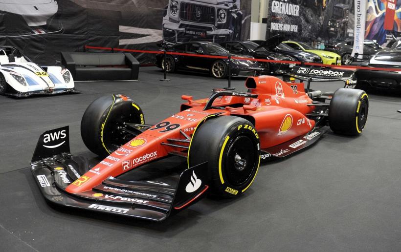 SAB&Accesorii 2022: Super-maşini de peste 5 milioane de euro şi modele auto în premieră, expuse la Romexpo 18802429