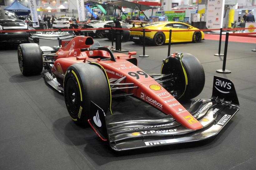 SAB&Accesorii 2022: Super-maşini de peste 5 milioane de euro şi modele auto în premieră, expuse la Romexpo 18802431