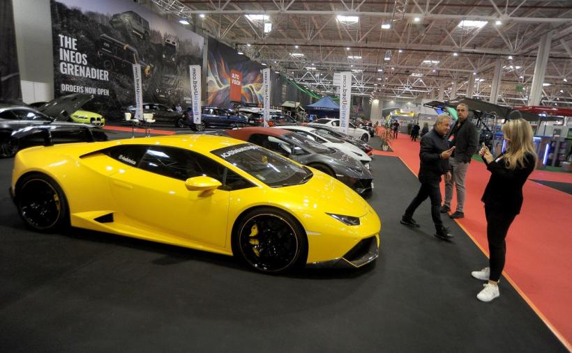 SAB&Accesorii 2022: Super-maşini de peste 5 milioane de euro şi modele auto în premieră, expuse la Romexpo 18802432