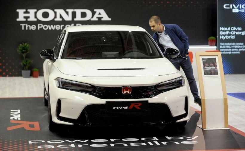 SAB&Accesorii 2022: Super-maşini de peste 5 milioane de euro şi modele auto în premieră, expuse la Romexpo 18802445