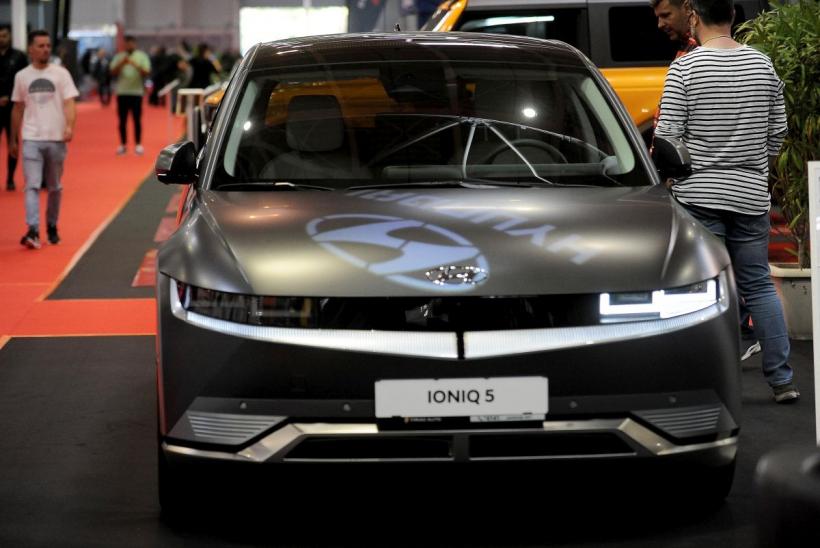 SAB&Accesorii 2022: Super-maşini de peste 5 milioane de euro şi modele auto în premieră, expuse la Romexpo 18802454