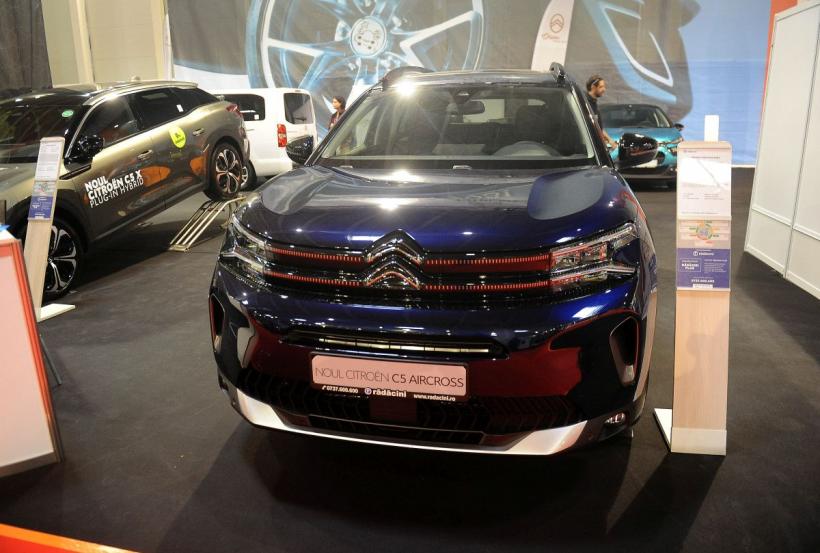 SAB&Accesorii 2022: Super-maşini de peste 5 milioane de euro şi modele auto în premieră, expuse la Romexpo 18802458