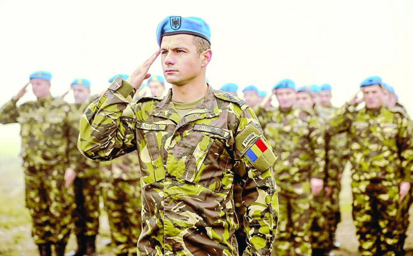 Respect pentru haina militară 18802489