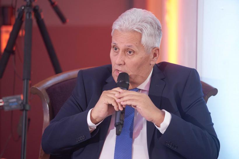 Conferința națională „România inteligentă”. Tehnologia online aduce pacientul mai repede la medic 18802467