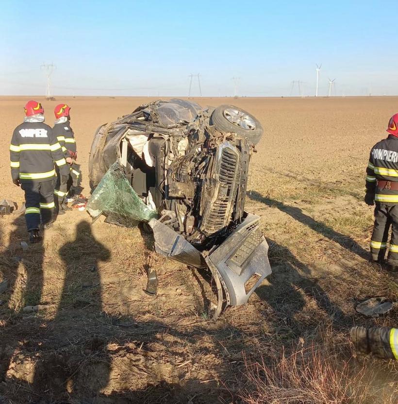 O mașină a fost lovită de tren la Cuza Vodă, în județul Constanța!