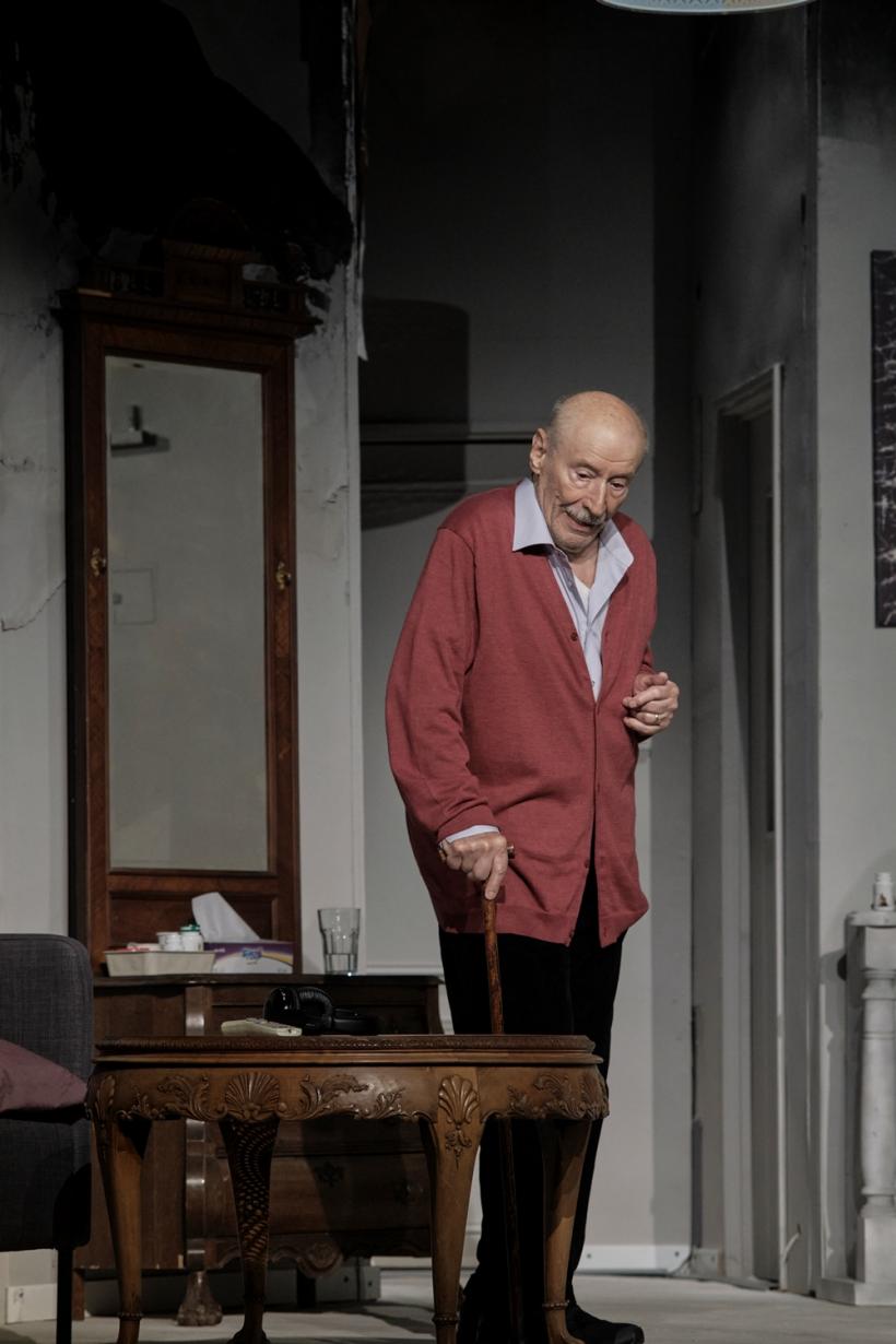 PREMIERĂ / ”Tatăl” de Florian Zeller, regia Cristi Juncu, la Teatrul Bulandra 18802729