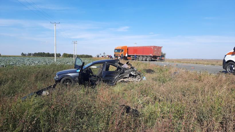 Accident grav între Slobozia și Drajna. O fetiță de 7 ani este în comă 18802888