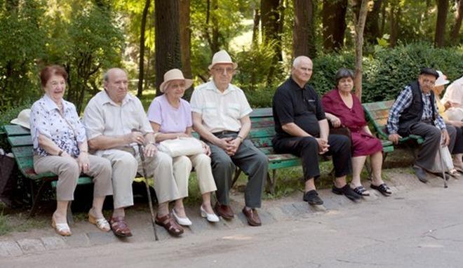Noile criterii de pensionare. Ce trebuie să știe românii
