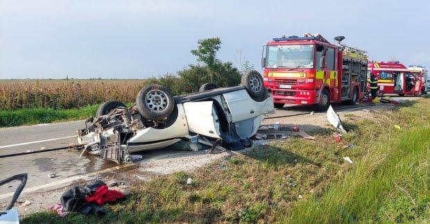 Accident GRAV pe o șosea din Bihor. Două persoane au murit și alte două au fost rănite