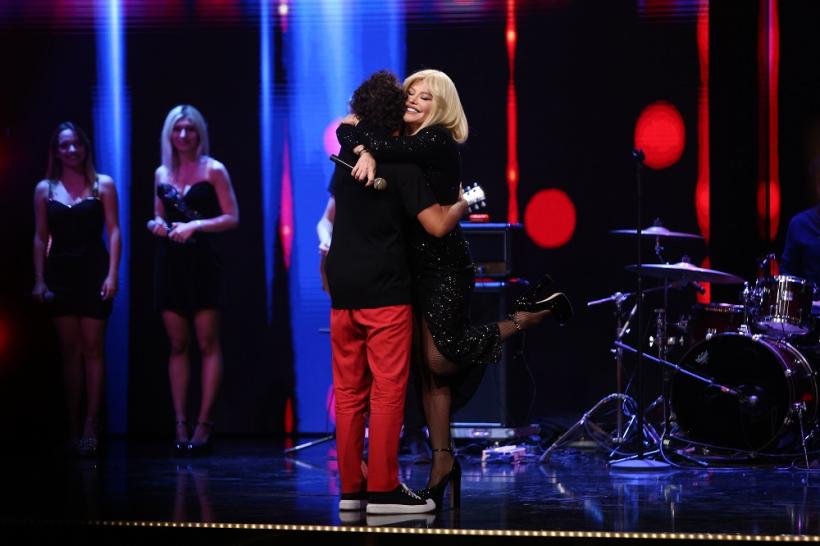 Loredana Groza, roast senzațional la Stand-Up Revolution.  Momentul ei a fost urmat de un concert de zile mari la masa juraților 18803515