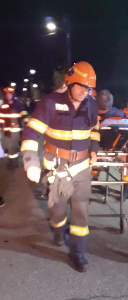 Accident în Hunedoara. Doi șoferi băuți au fost răniți, după ce maşinile lor s-au ciocnit pe un drum județean 18803800