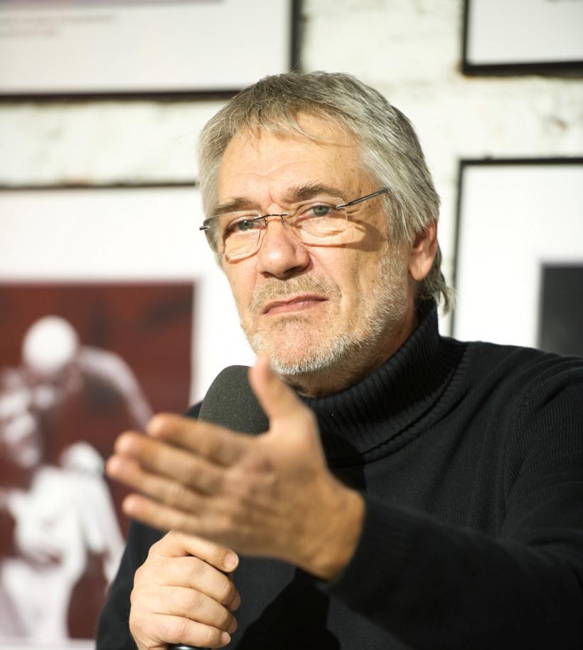 Luna octombrie aduce trei noi premiere la TNB! 18804231