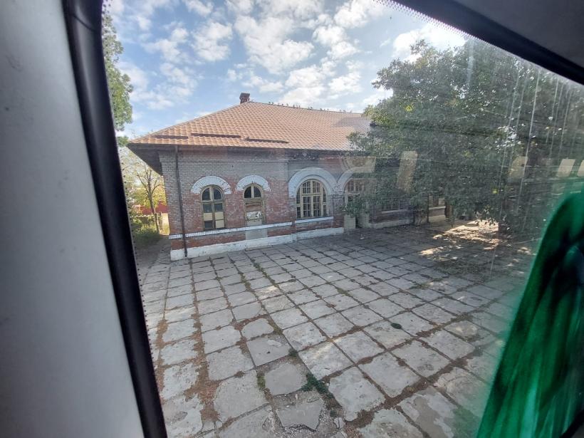 Sudul sălbatic al CFR-ului: până la investițiile promise, România circulă în jeg 18804009